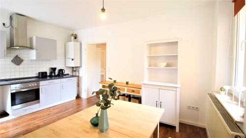 Wuerzburg Apartment | Zentral Wohnen - inkl. privatem Stellplatz