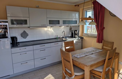 Wieck auf dem Darss Apartment | Zentrale Gelegene Fewo in Wieck a. Darß mit Süd- und Ost Balkon - Zeesenkoje