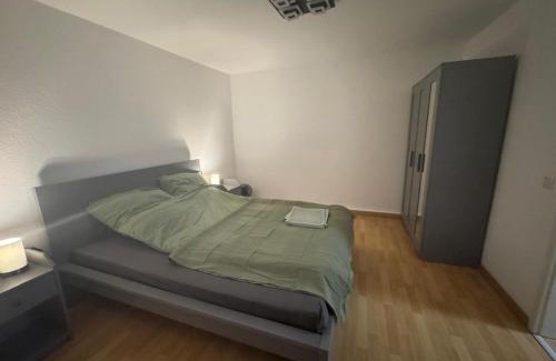 Kernstadt Apartment | Zentrales Apartment mit Netflix, Kaffee & Parkplätzen
