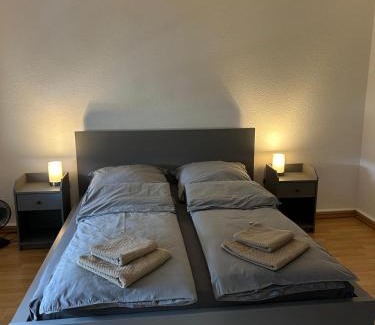 Kernstadt Apartment | Zentrales Apartment mit Netflix, Kaffee & Parkplätzen