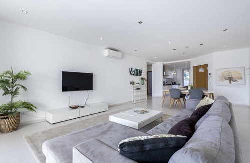 Porto de Mos Apartment | ZENTUNI Ocean front Lagos