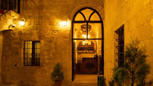 Artuklu Hotel | zerzevan hotel