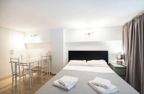 Filopappou Apartment | Zeus apartment