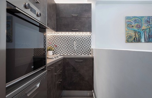 Mets Apartment | Zeus Grand Apartment, by Olympian Zeus Apartments, Olympian Zeus Apartments