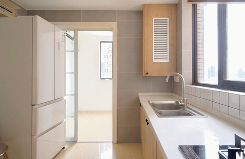 Downtown Shanghai Hotel | ZHome-Sun Wonderland Apartment