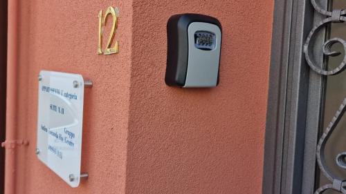 Historic Centre Apartment | Zio Cesare Fossò 12