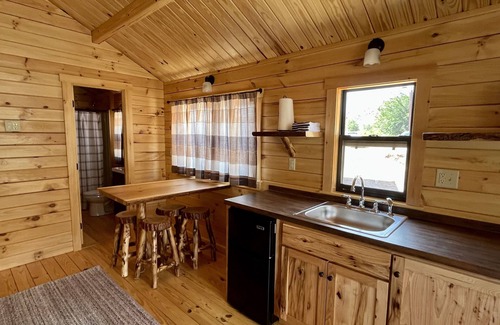 Zion National Park South Entrance Hotel | Zion Canyon Cabins