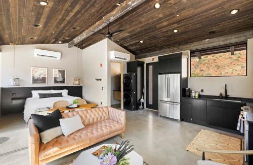 Zion National Park South Entrance Apartment | Zion Loft With Canyon Views Unit 1