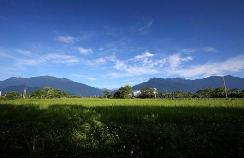 Ji'an Bed & Breakfast | Zoe and Spark B&B