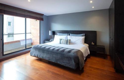 Financial District Apartment | Zona G Luxury Escape King Bed and Fast WiFi 204