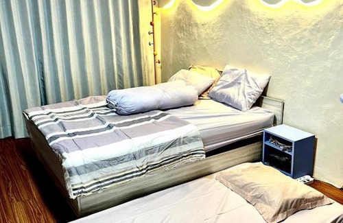 Ngamprah House | ZonaBobo Retro Blue Moslem Friendly By Belgareti