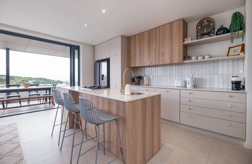 Salt Rock Apartment | Zululami Luxury Estate 4 BR House