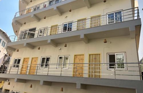 Tapovan Hotel | Zuna Stayz Tapovan Rishikesh