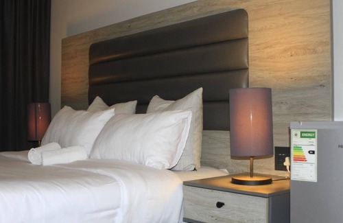 Greater Johannesburg Metropolitan Area Apartment | ZURIEL SPACES APARTMENT IN SANDTONnLocated in the heart of Sandton