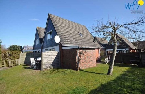 Borkum House | Zwei Separate Schlafzimmer, Wunderschöne Terrasse und Großer Garten!