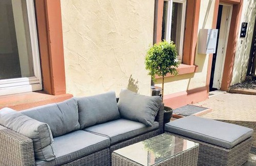Merzhausen Apartment | Zweibettzimmer mit Dusche und WC