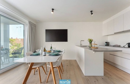 Nieuwpoort Apartment | Zwem & Zen - spacious apartment with outdoor pool