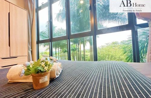 Masai Apartment | zzzABHOME "FOUNTAIN SUITE" #GreenHaven #JB