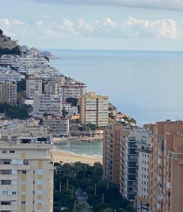 ÁTICO CON VISTAS AL MAR