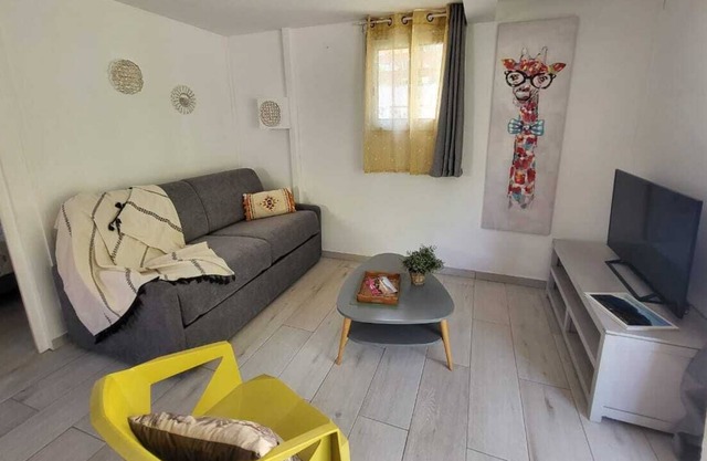 Ô Palmiste rouge: Piscine Pétanque Jardin PK Proche Centre