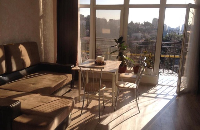 Квартиры в центре Сочи у Елены