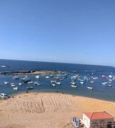 شقة فندقية علي البحر مباشرا