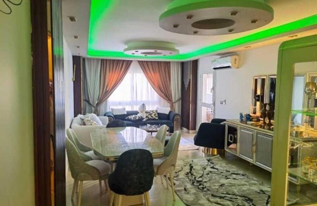 شقه فندقية 3غرف بمدينتي امام كرافت زون01117805968