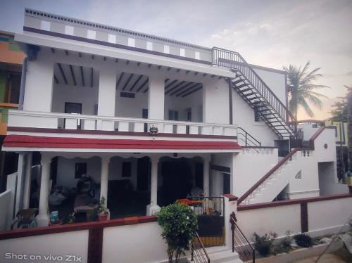 ನಮ್ಮ ಮನೆ Our Home Homestay, Anegundi