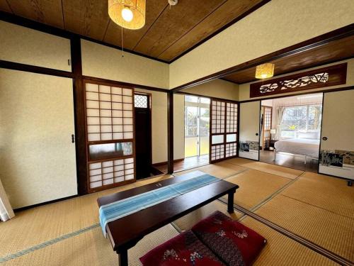 畳で寛ぐ日本の家情熱ハウスIshigakijimaKABIRA