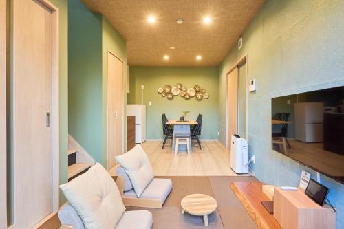 貸し切り宿 世紡 YOTSUMUGI sakazuki and iyasaka