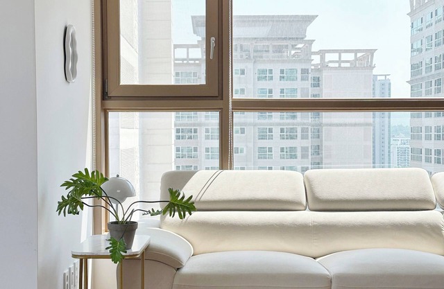 강남 럭셔리 아파트 3Bdr 2Bath 풀옵션 시티뷰