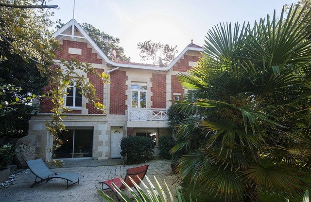 001 - Beautiful Soulacaise villa 5mns from the center