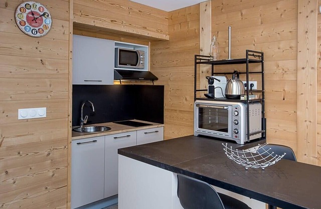 06BR : Beautiful renovated studio at the foot of the slopes