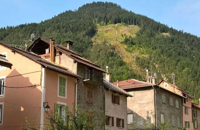 06G3144 - SAINT-ETIENNE-DE-TINEE