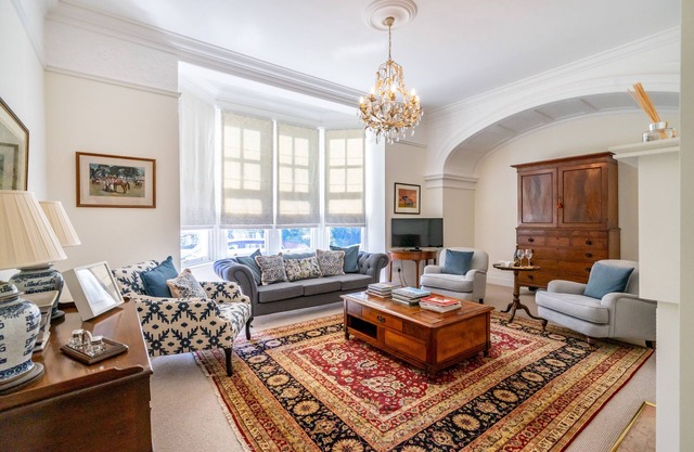 1 Arndale Court - sleeps 2 guests in 1 bedroom