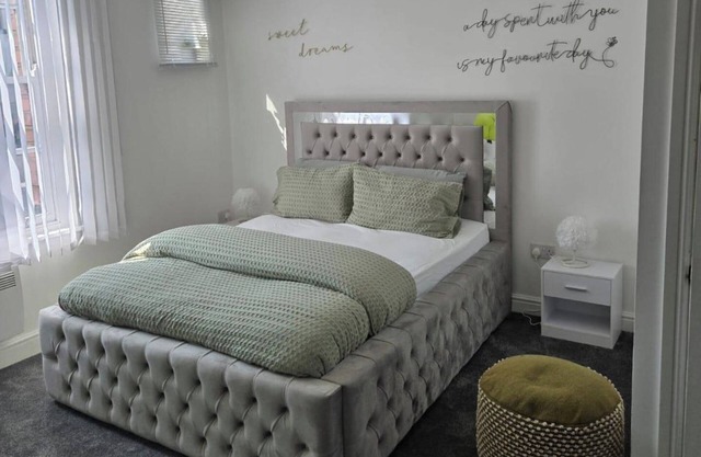 1 Bed - Sleeps 4 - City Centre