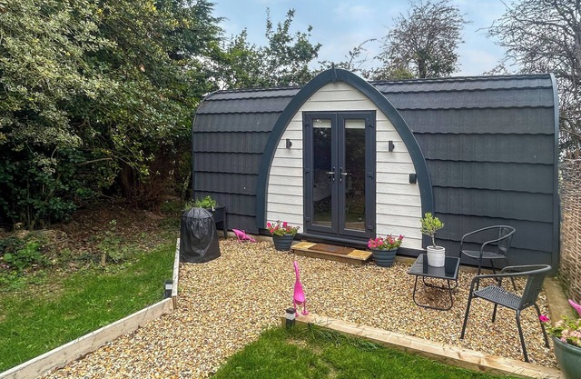 1 bedroom accommodation in Chichester