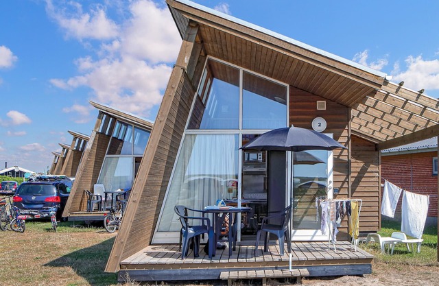 1 bedroom amazing home in Hvide Sande