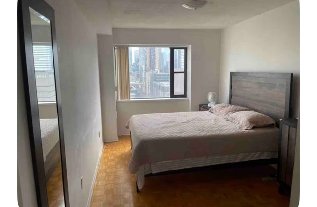 1 Bedroom Close to TMU and Eaton Center