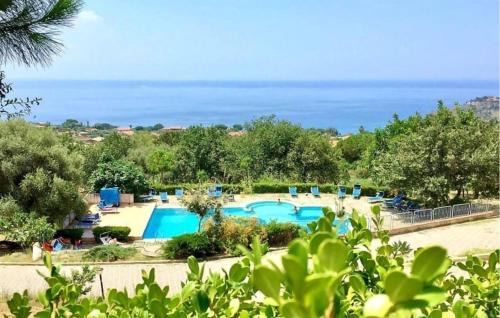 1 Bedroom Gorgeous Apartment In Ricadi