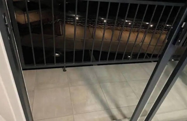 1 bedroom Luxurious Apartment in Sandton