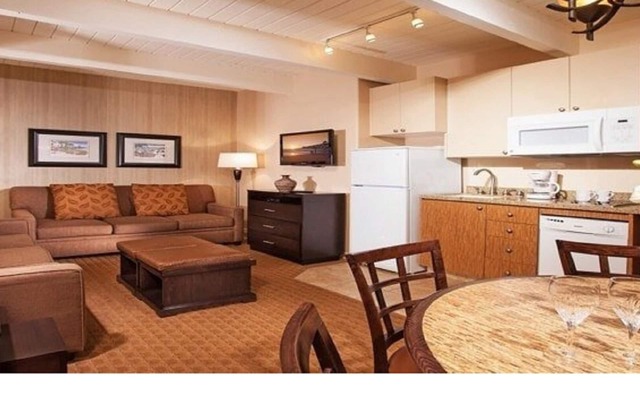 1 Bedroom resort property minutes away from San Clemente beach