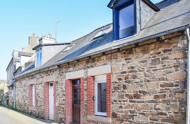 1 bedroom stunning home in Ploubazlanec