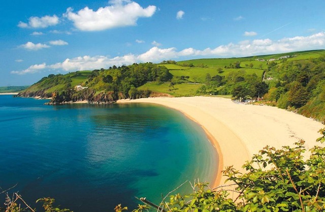 1 Court Cottage, Hillfield Village