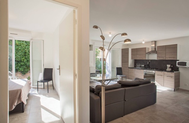 1 double bedroom for 2 persons