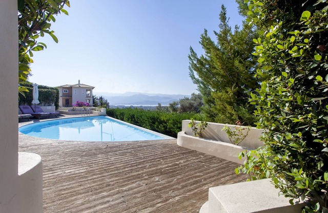 -10% At Modern Sophia Maisonette with Pool & SeaView For Bookings In Ealy July
