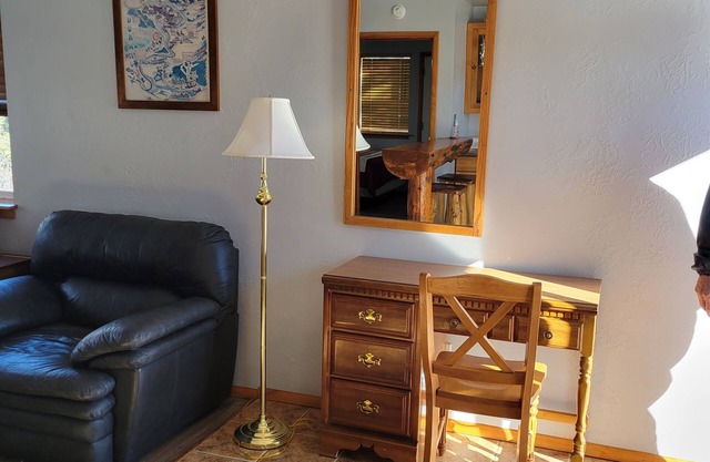 10 minutes from downtown Durango!