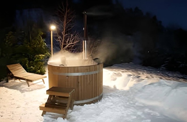 10-person chalet with exceptional Mont Blanc view and Nordic bath