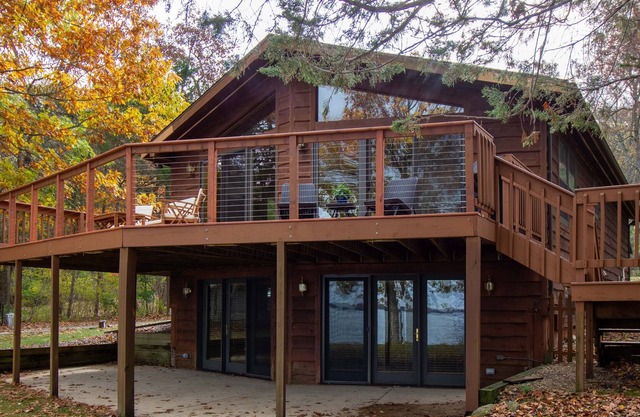 100+ feet of beautiful lake frontage