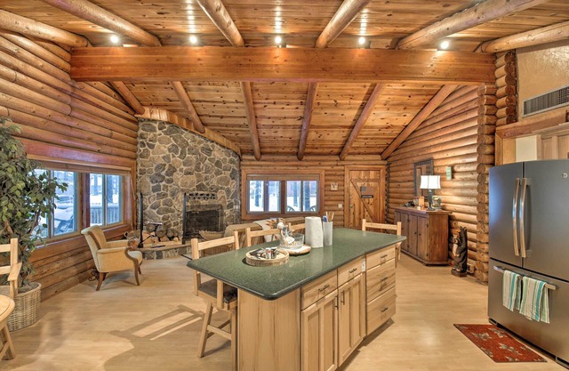 11 Mi to Rainbow Lake: Family Home w/Large Yard